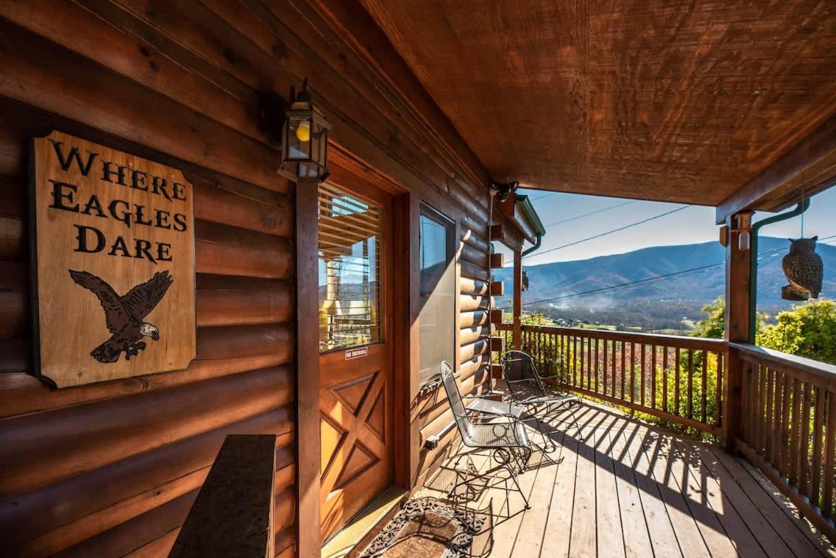Gorgeous View. Hot Tub. Privacy. Fireplace. Pool & Fishing Access! Sevierville Exterior foto